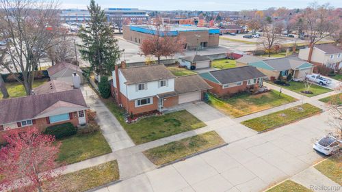 40585 Pinetree Dr, Plymouth, MI, 48170-4443 | Card Image