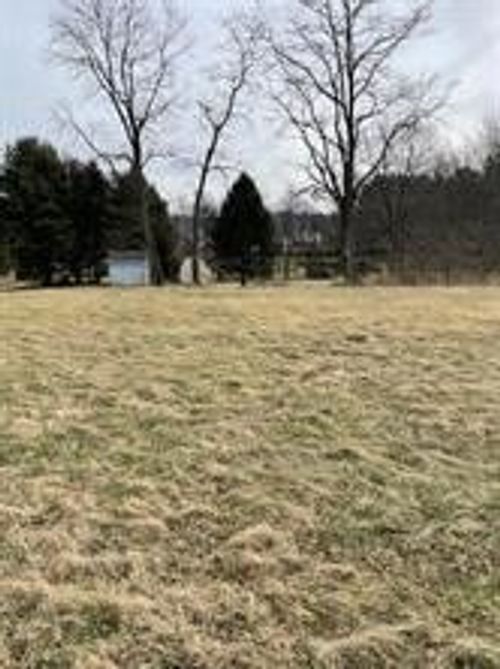 108 Bell Way, Derry, PA, 15627-2627 | Card Image