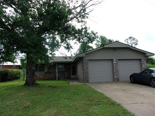 113 Hardesty Dr, Shawnee, OK, 74804-1118 | Card Image