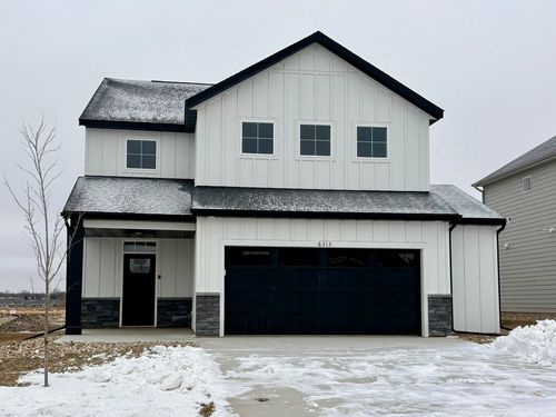 6313 W Valentine St, Sioux Falls, SD, 57107-1482 | Card Image