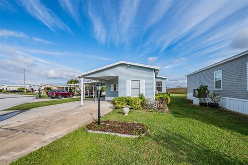6827 S Lake Henry Dr Ne, WINTER HAVEN, FL, 33881-9579 | Card Image
