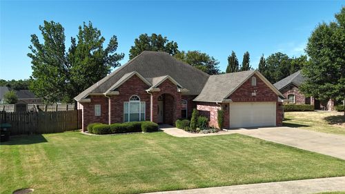 651 Richmond Cir, Tahlequah, OK, 74464-5656 | Card Image