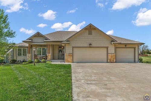 3430 Nw 34th Cir, Topeka, KS, 66618-1556 | Card Image