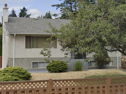 2716 Claude Rd, Langford, BC, V9B3T6 | Card Image
