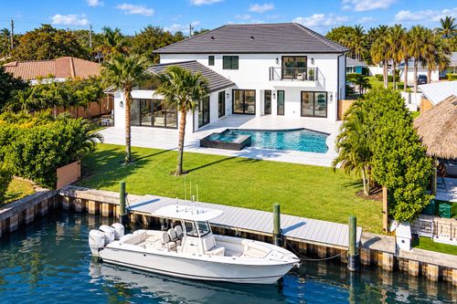 8 Leeward Cir, Tequesta, FL, 33469-2024 | Card Image