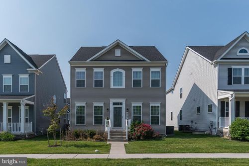 6647 Ballenger Run Blvd, FREDERICK, MD, 21703-7920 | Card Image