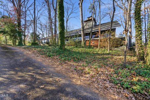 3401 Ocotea St, Raleigh, NC, 27607-3141 | Card Image