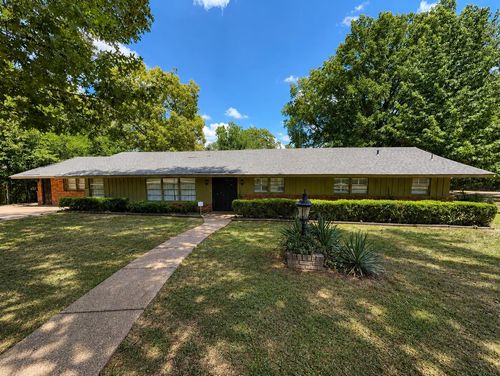 5676 Walnut Grove Pl, Memphis, TN, 38120-2011 | Card Image