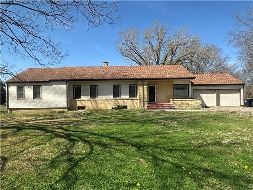 2515 N Penn Ave, Independence, KS, 67301-1821 | Card Image