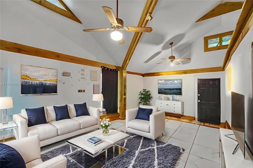 1024 N 24th Ave, Hollywood, FL, 33020-3453 | Card Image