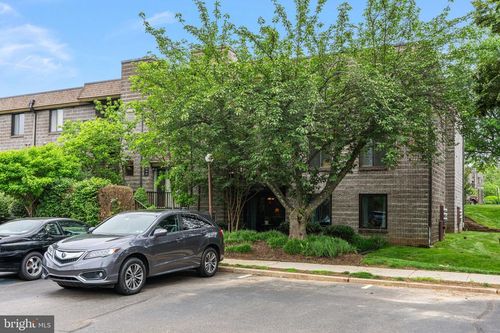 193 Southwark Ct, SOUTHAMPTON, PA, 18966-2551 | Card Image