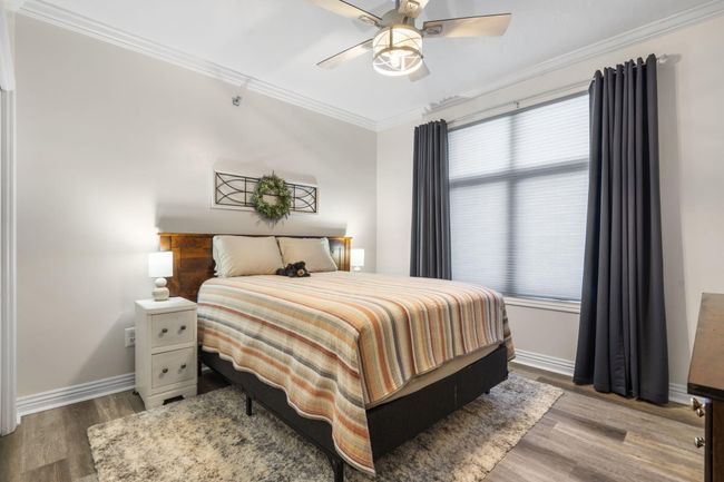 120 Oxford Court 2 (25) | Image 30