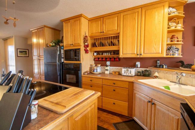 4540 Township Road 340, Home with 3 bedrooms, 3 bathrooms and 20 parking in Rural Mountain View County AB | Image 6