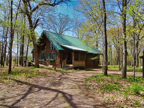 W7048 County Road D, ARKANSAW, WI, 54721-9220 | Card Image