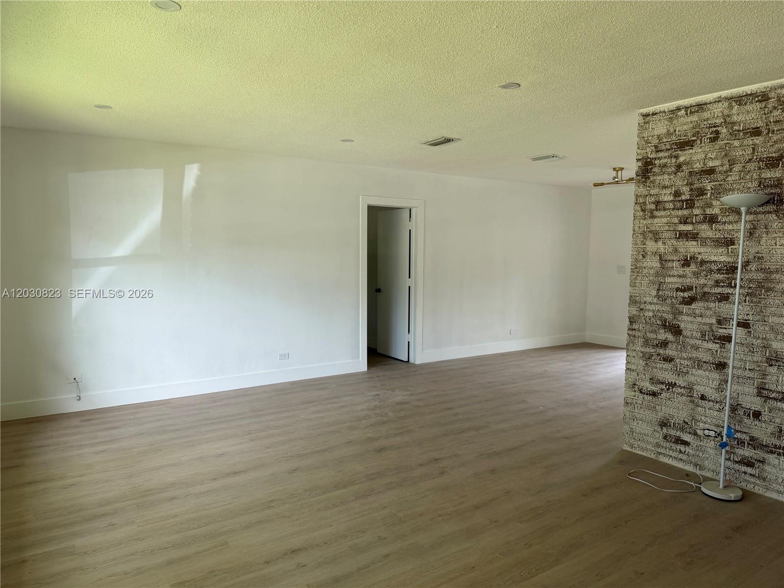 Residential in Plantation 2