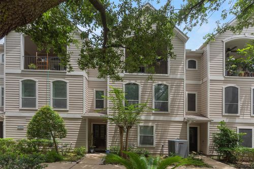 1028 La Rue Street, Houston, TX, 77019 | Card Image