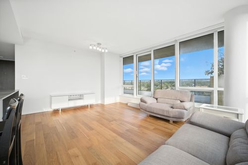 1502-8588 Cornish St, Vancouver, BC, V6P0C1 | Card Image