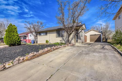 1880 S Shoshone St, Denver, CO, 80223-3733 | Card Image