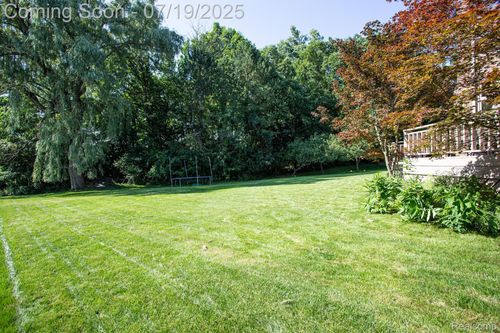 3349 Rocky Crest Dr, Rochester Hills, MI, 48306-3750 | Card Image