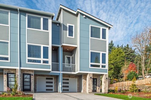 12802 66th Ave S, Seattle, WA, 98178 | Card Image