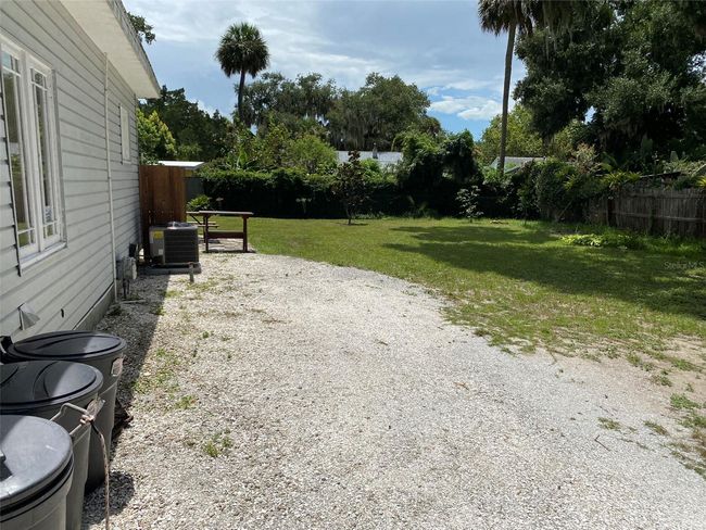 808 Faulkner St, House other with 3 bedrooms, 1 bathrooms and null parking in NEW SMYRNA BEACH FL | Image 38