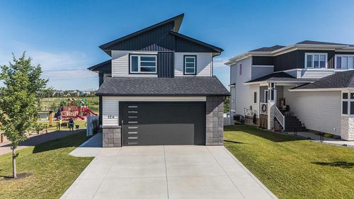 124 Eastpointe Dr, Blackfalds, AB, T4M0H4 | Card Image