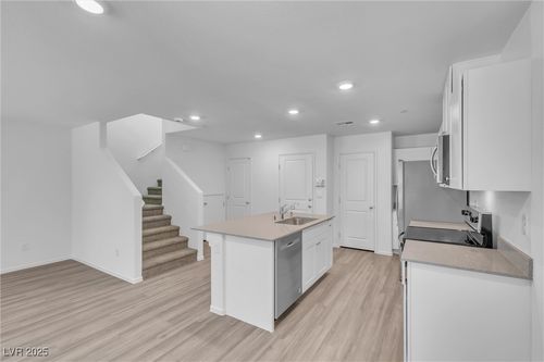1907 Brio Vista St, Henderson, NV, 89044-2020 | Card Image