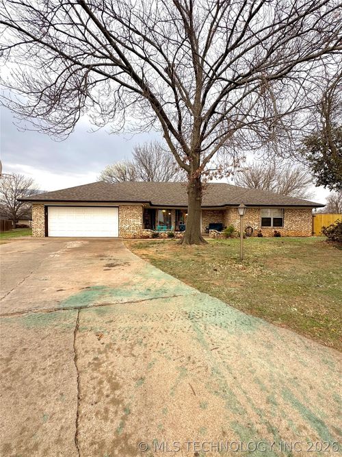 1311 Whisenant Ct, Duncan, OK, 73533-1649 | Card Image