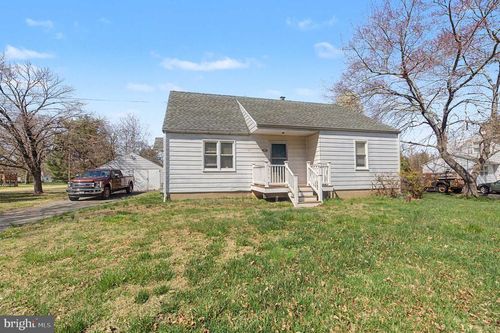 105 Search Avenue, Pennington, NJ, 08534 | Card Image