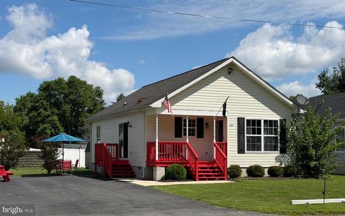 325 Carter Ave, DENTON, MD, 21629-1361 | Card Image