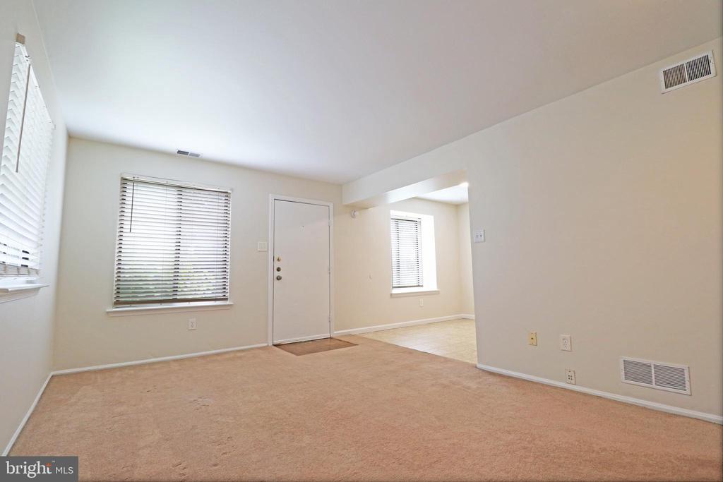 Residential in BROOKHAVEN 5