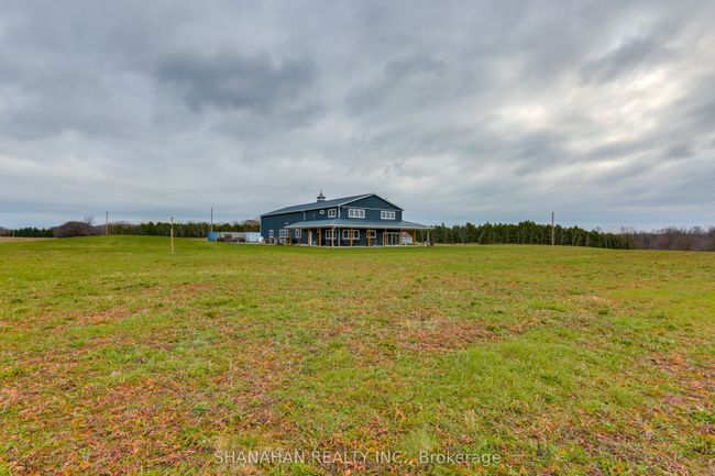 1575 Dobbyn Rd, House other with 2 bedrooms, 2 bathrooms and 20 parking in Alvinston ON | Image 33