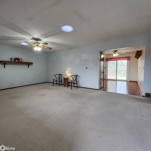 1610 Erie Dr, Harlan, IA, 51537-1917 | Card Image