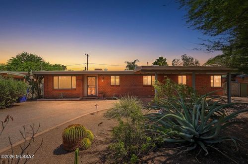 5426 E 6th St, Tucson, AZ, 85711-2342 | Card Image
