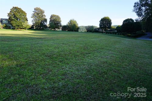 2250 Cedar Rock Estate Dr, Lenoir, NC, 28645-9150 | Card Image