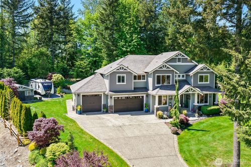 10910 204th Ave Se, Snohomish, WA, 98290-7465 | Card Image