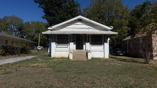 2009 W College Street, Springfield, MO, 65806 | Card Image