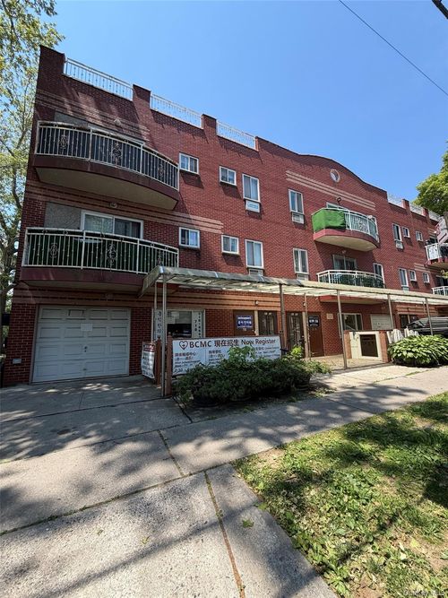 b-c-14923 Sanford Avenue, New York, NY, 11355 | Card Image