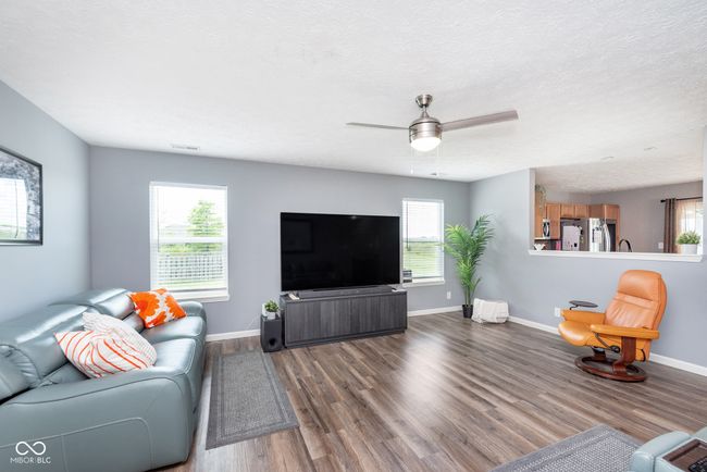 1406 Bigleaf Cir, House other with 3 bedrooms, 2 bathrooms and null parking in Sheridan IN | Image 7