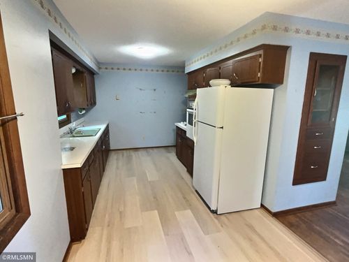 1938 149th Ave Ne, Ham Lake, MN, 55304-6213 | Card Image