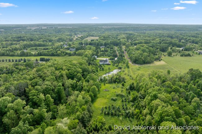 9410 Sanborn Ave Se, House other with 3 bedrooms, 3 bathrooms and null parking in Alto MI | Image 51