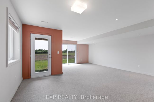 244 Shuttleworth Dr, House attached with 3 bedrooms, 3 bathrooms and 1 parking in Gloucester ON | Image 43