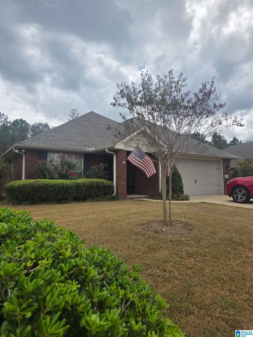 3272 River Crest Dr S, HELENA, AL, 35080-8026 | Card Image