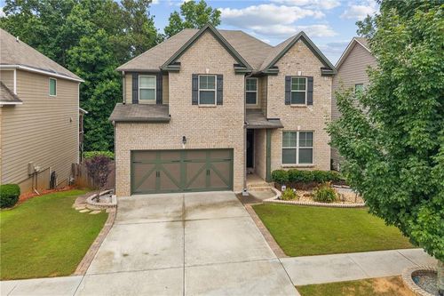 2750 Blake Towers Ln, Buford, GA, 30519-3842 | Card Image