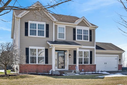 12475 Carver Ln, Huntley, IL, 60142-7056 | Card Image