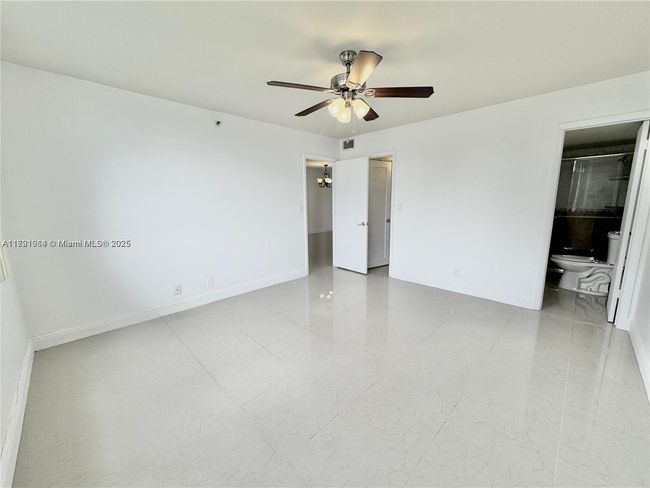 APT-307 - 3150 W Rolling Hills Cir, Condo with 2 bedrooms, 2 bathrooms and null parking in Davie FL | Image 19