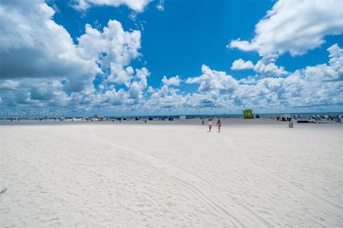 27-441 Collins Ave, Miami Beach, FL, 33139-6657 | Card Image
