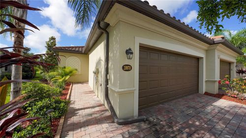 19970 Benissimo Dr, VENICE, FL, 34293-3477 | Card Image