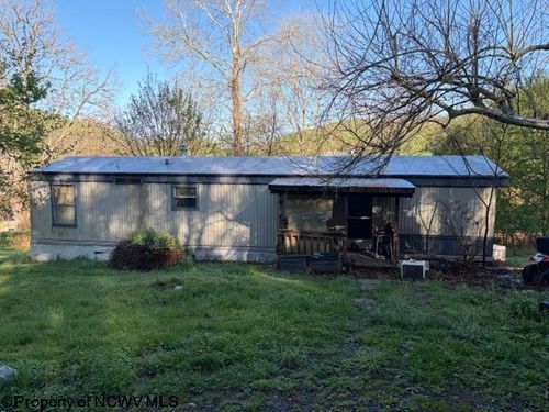 374 Saylor Rd, Morgantown, WV, 26501-2353 | Card Image