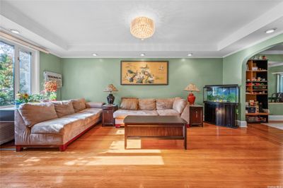 92-07 69th Avenue, Townhouse with 3 bedrooms, 1 bathrooms and null parking in Forest Hills NY | Image 2